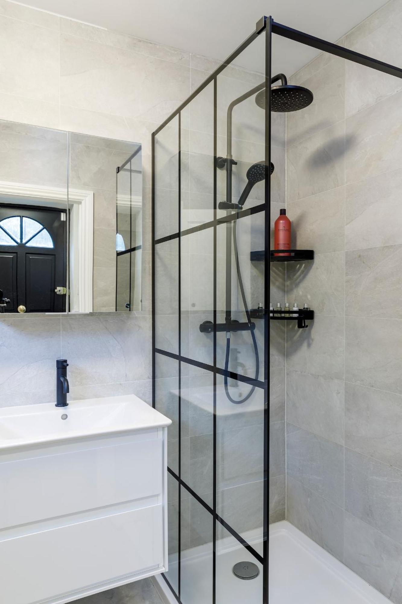 Spacious 2 Bedroom Apartment With Beautiful Garde Brighton Dış mekan fotoğraf